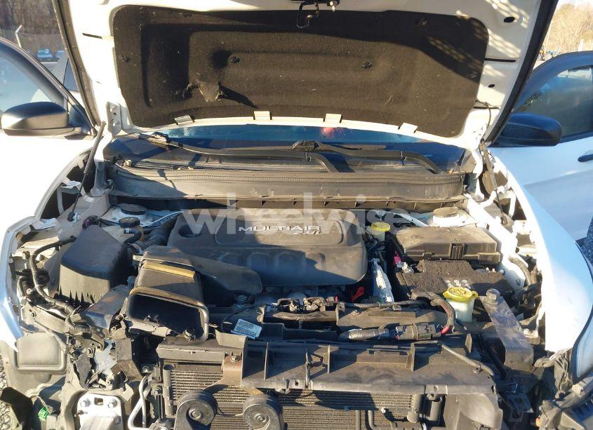 Photo 10 of 2016 Jeep Cherokee SPORT (VIN 1C4PJMAB8GW145765)