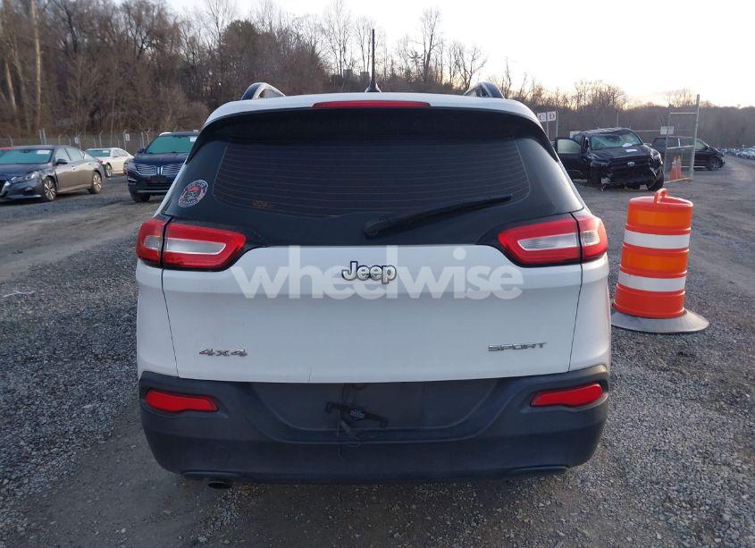Photo 16 of 2016 Jeep Cherokee SPORT (VIN 1C4PJMAB8GW145765)