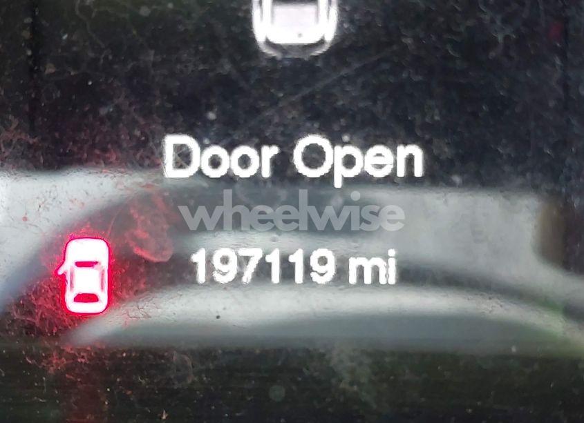 Photo 15 of 2015 Jeep Cherokee SPORT (VIN 1C4PJMAB9FW675323)