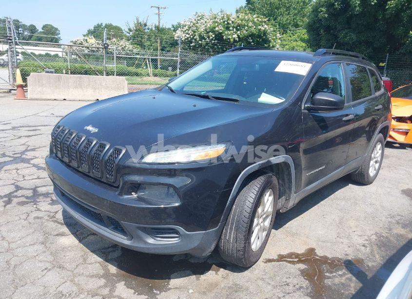 Photo 2 of 2015 Jeep Cherokee SPORT (VIN 1C4PJMAB9FW675323)
