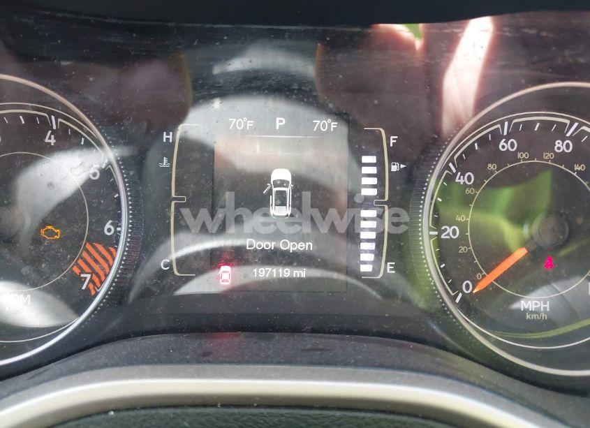 Photo 7 of 2015 Jeep Cherokee SPORT (VIN 1C4PJMAB9FW675323)