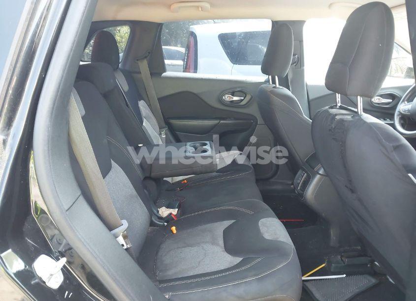 Photo 8 of 2015 Jeep Cherokee SPORT (VIN 1C4PJMAB9FW675323)