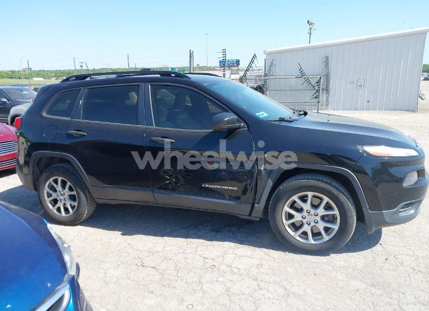 Photo 13 of 2016 Jeep Cherokee SPORT (VIN 1C4PJMAB9GW145256)