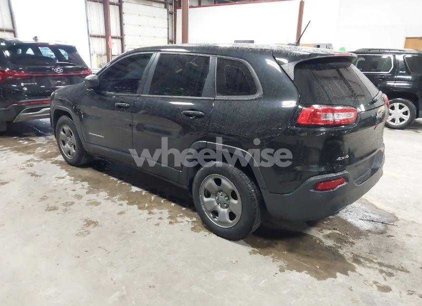 Photo 3 of 2016 Jeep Cherokee SPORT (VIN 1C4PJMAB9GW192142)