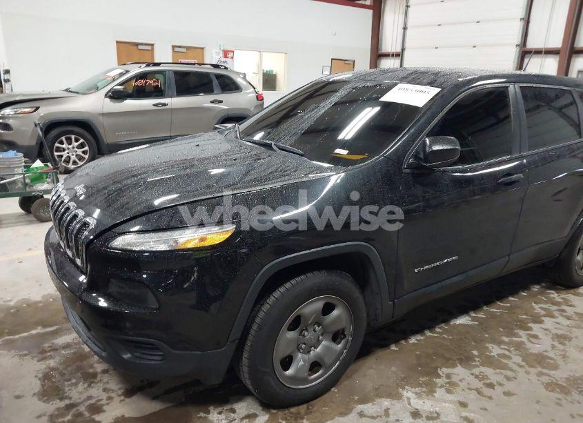 Photo 6 of 2016 Jeep Cherokee SPORT (VIN 1C4PJMAB9GW192142)