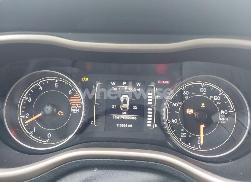 Photo 7 of 2017 Jeep Cherokee SPORT 4X4 (VIN 1C4PJMAB9HD215769)