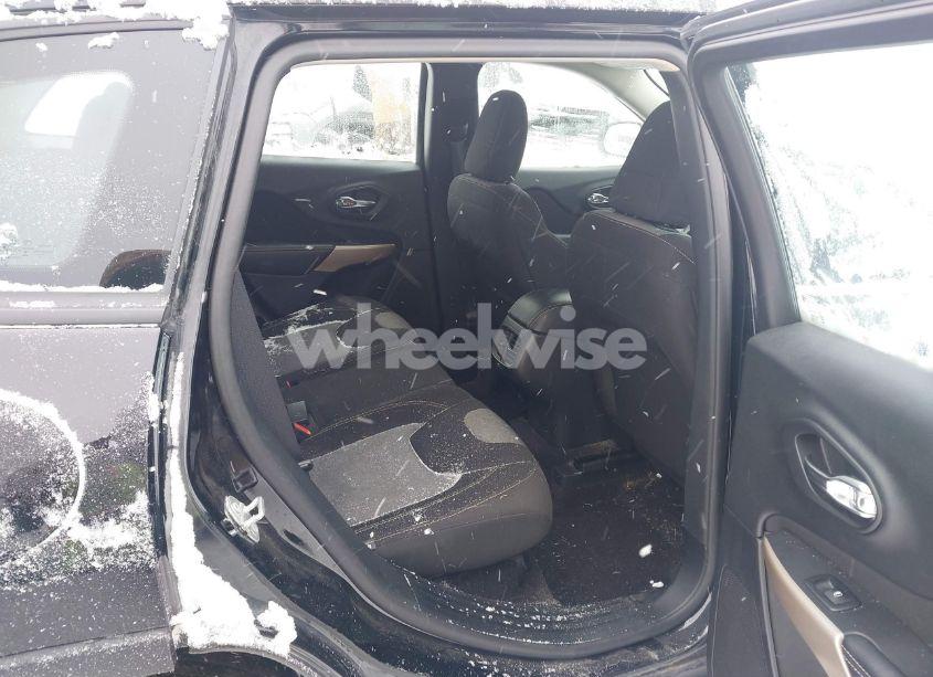 Photo 8 of 2017 Jeep Cherokee SPORT 4X4 (VIN 1C4PJMAB9HD215769)