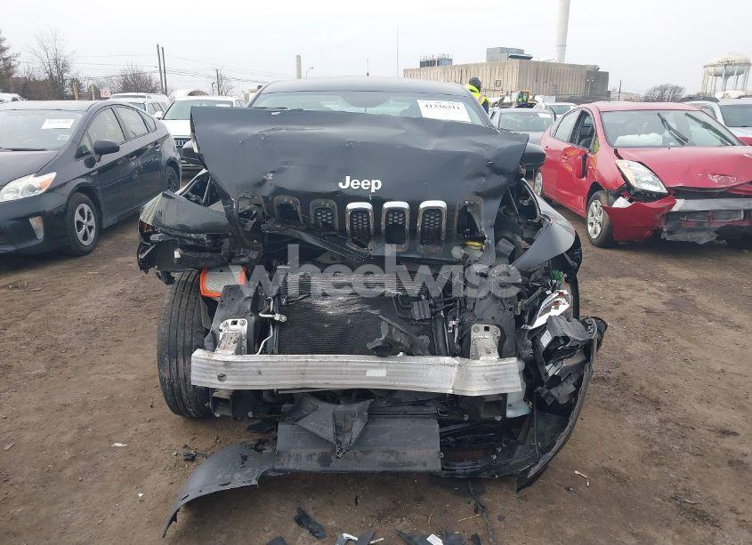 Photo 12 of 2014 Jeep Cherokee SPORT (VIN 1C4PJMABXEW179445)