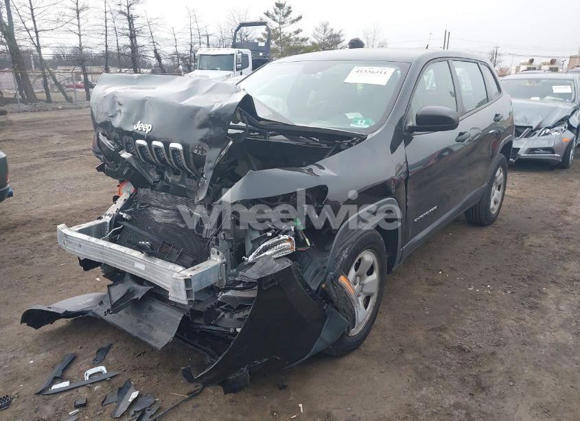 Photo 2 of 2014 Jeep Cherokee SPORT (VIN 1C4PJMABXEW179445)