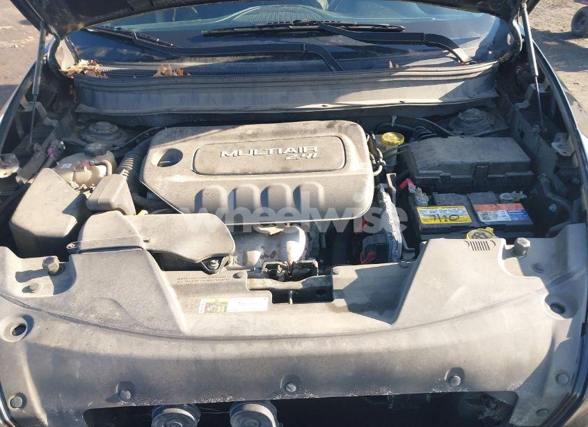 Photo 10 of 2014 Jeep Cherokee SPORT (VIN 1C4PJMABXEW260543)