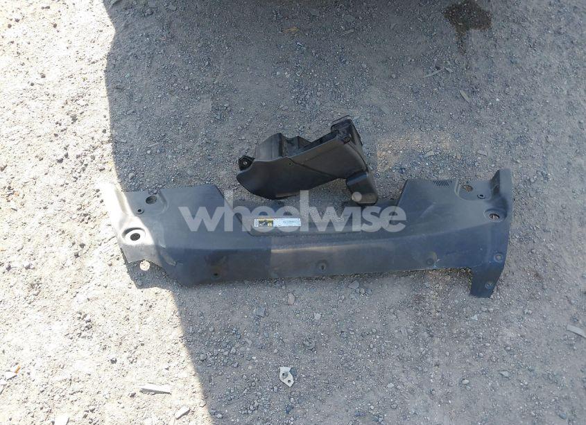 Photo 12 of 2014 Jeep Cherokee SPORT (VIN 1C4PJMABXEW303200)