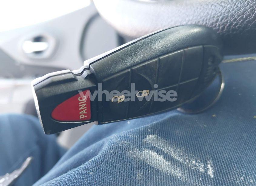 Photo 11 of 2015 Jeep Cherokee SPORT (VIN 1C4PJMABXFW772983)