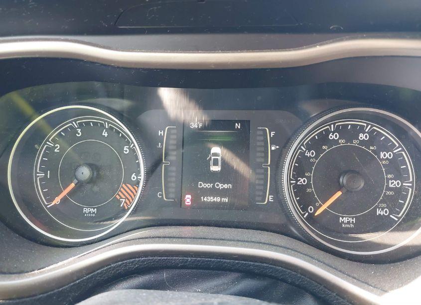 Photo 7 of 2015 Jeep Cherokee SPORT (VIN 1C4PJMABXFW777035)