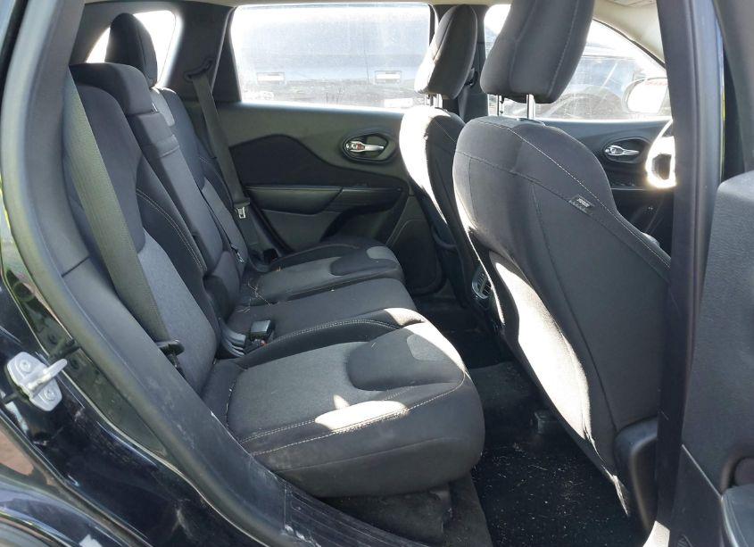 Photo 8 of 2015 Jeep Cherokee SPORT (VIN 1C4PJMABXFW777035)