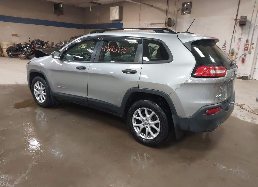 Photo 3 of 2016 Jeep Cherokee SPORT (VIN 1C4PJMABXGW112055)