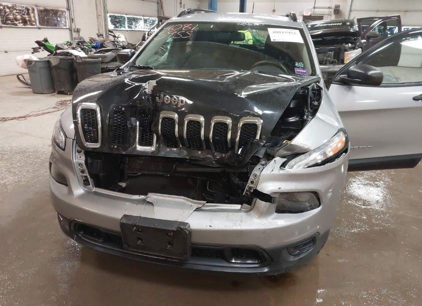 Photo 6 of 2016 Jeep Cherokee SPORT (VIN 1C4PJMABXGW112055)