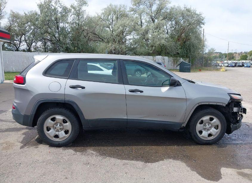 Photo 14 of 2016 Jeep Cherokee SPORT (VIN 1C4PJMABXGW292329)