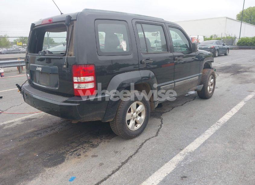 Photo 4 of 2012 Jeep Liberty SPORT (VIN 1C4PJMAK0CW104153)