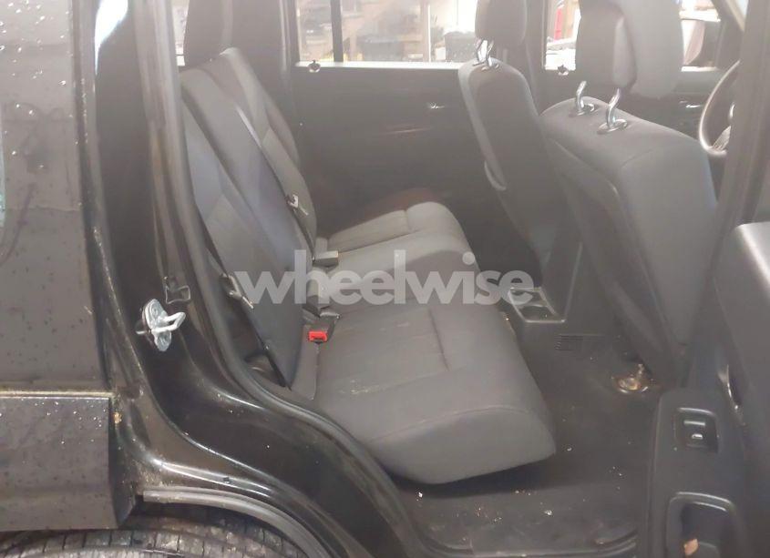 Photo 8 of 2012 Jeep Liberty SPORT (VIN 1C4PJMAK0CW117405)