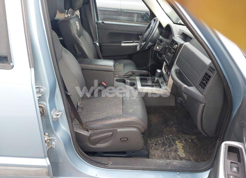 Photo 5 of 2012 Jeep Liberty SPORT (VIN 1C4PJMAK0CW134981)