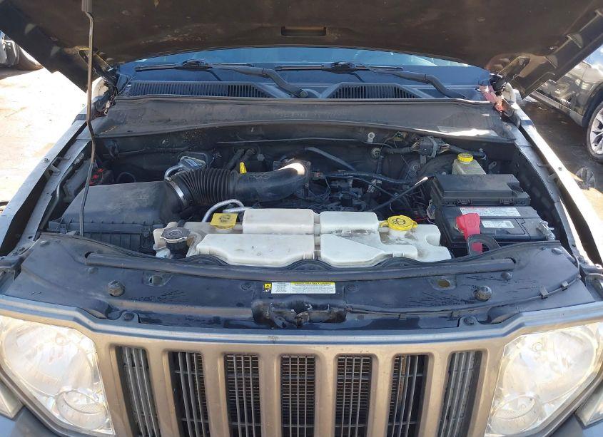 Photo 10 of 2012 Jeep Liberty SPORT (VIN 1C4PJMAK0CW140263)