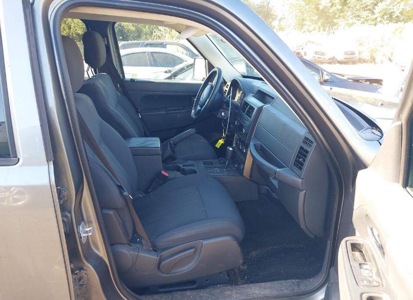 Photo 5 of 2012 Jeep Liberty SPORT (VIN 1C4PJMAK0CW140263)