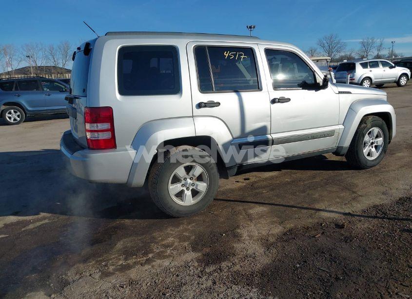 Photo 4 of 2012 Jeep Liberty SPORT (VIN 1C4PJMAK0CW174977)