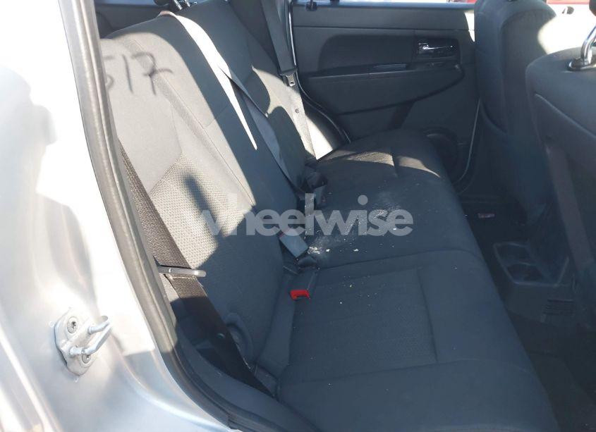 Photo 8 of 2012 Jeep Liberty SPORT (VIN 1C4PJMAK0CW174977)