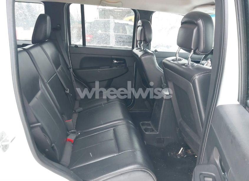 Photo 8 of 2012 Jeep Liberty SPORT (VIN 1C4PJMAK0CW206617)