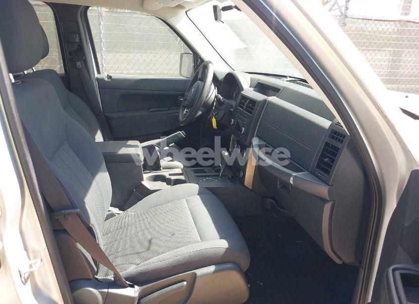 Photo 5 of 2012 Jeep Liberty SPORT (VIN 1C4PJMAK1CW106039)