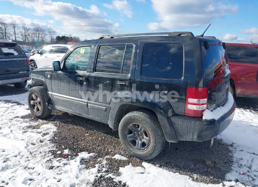Photo 3 of 2012 Jeep Liberty SPORT (VIN 1C4PJMAK1CW112858)