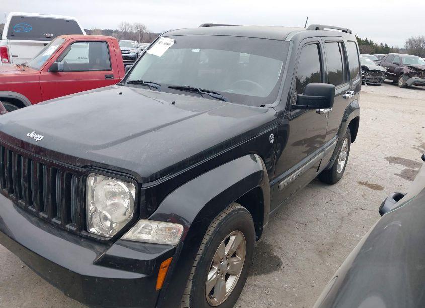 Photo 2 of 2012 Jeep Liberty SPORT (VIN 1C4PJMAK1CW115114)