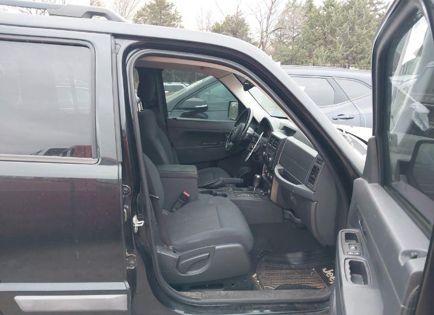 Photo 5 of 2012 Jeep Liberty SPORT (VIN 1C4PJMAK1CW115114)