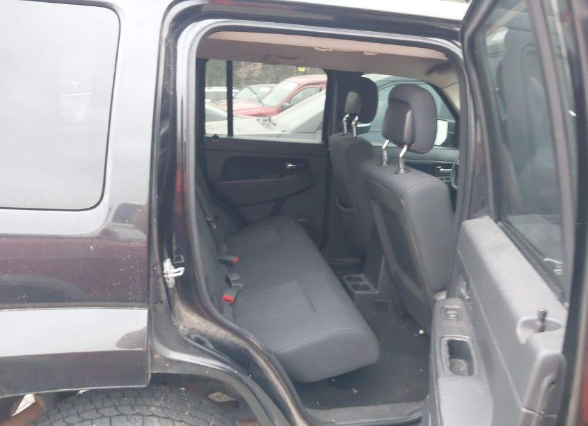 Photo 8 of 2012 Jeep Liberty SPORT (VIN 1C4PJMAK1CW115114)