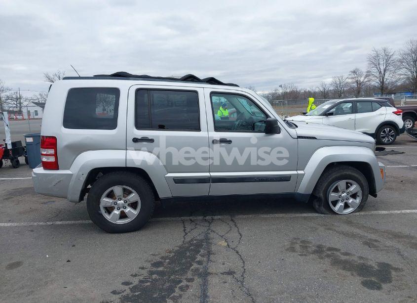 Photo 13 of 2012 Jeep Liberty SPORT (VIN 1C4PJMAK1CW152938)