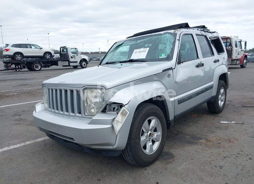 Photo 2 of 2012 Jeep Liberty SPORT (VIN 1C4PJMAK1CW152938)