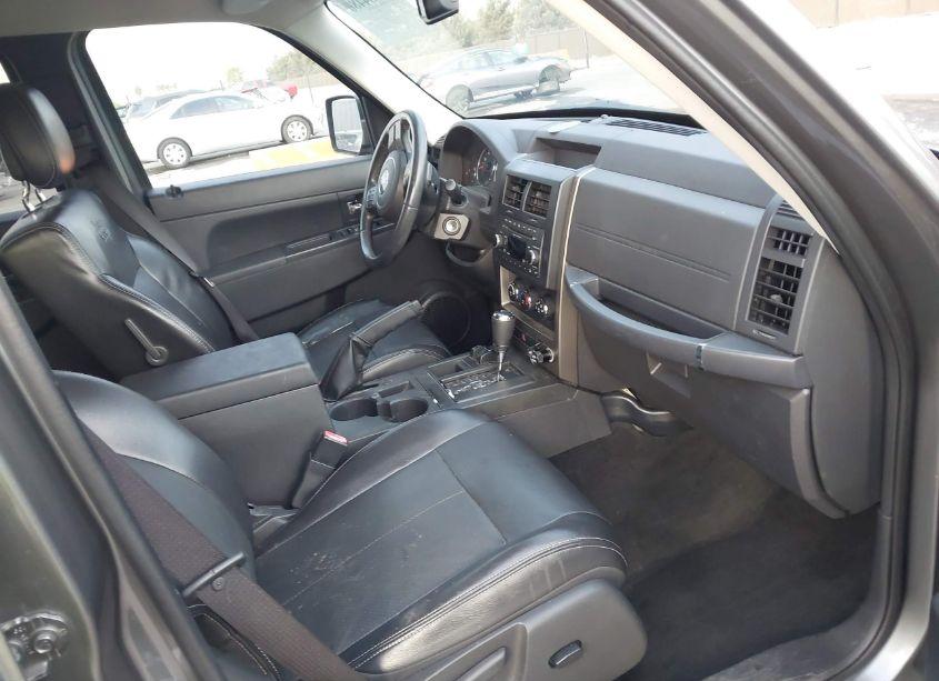 Photo 5 of 2012 Jeep Liberty SPORT (VIN 1C4PJMAK1CW175331)