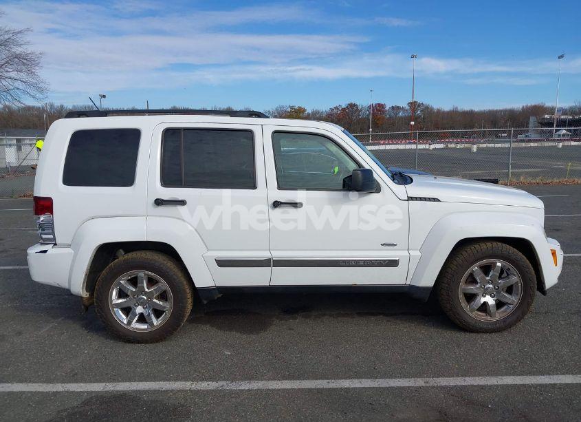 Photo 13 of 2012 Jeep Liberty SPORT (VIN 1C4PJMAK1CW205850)