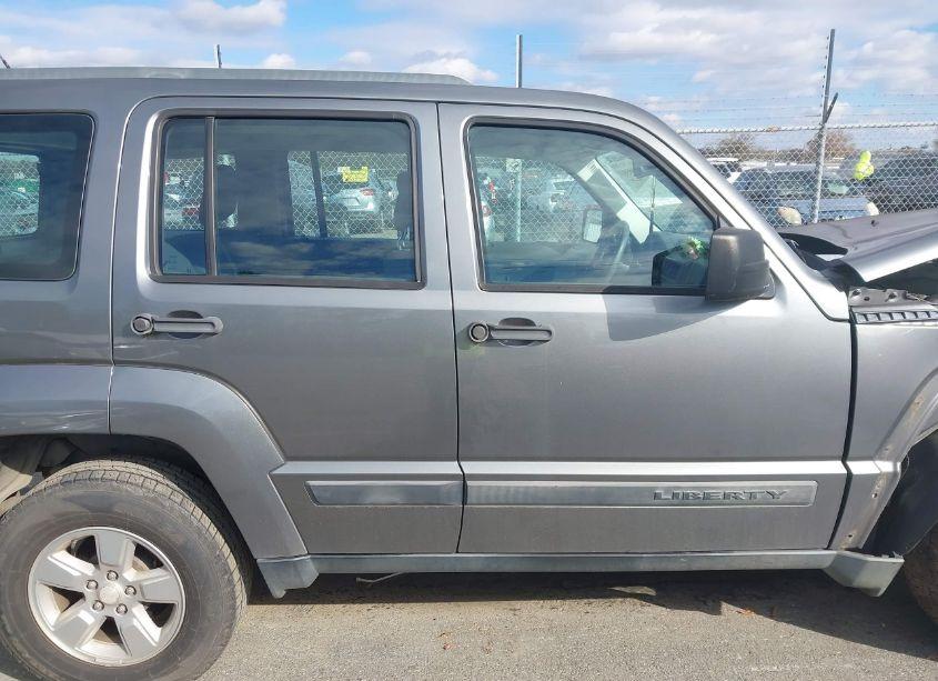 Photo 13 of 2012 Jeep Liberty SPORT (VIN 1C4PJMAK1CW215438)