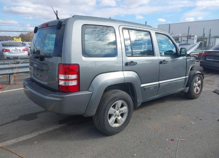 Photo 4 of 2012 Jeep Liberty SPORT (VIN 1C4PJMAK1CW215438)