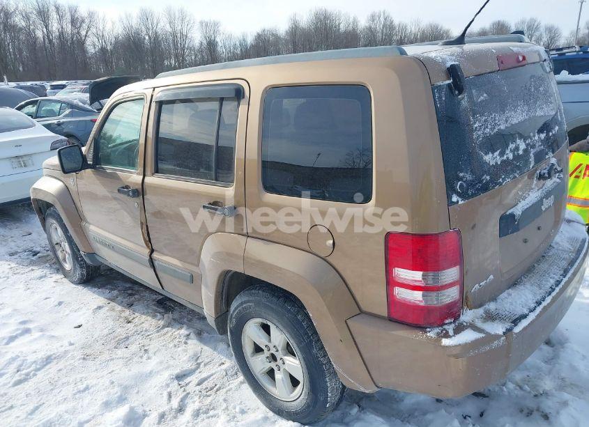 Photo 3 of 2012 Jeep Liberty SPORT (VIN 1C4PJMAK2CW141124)
