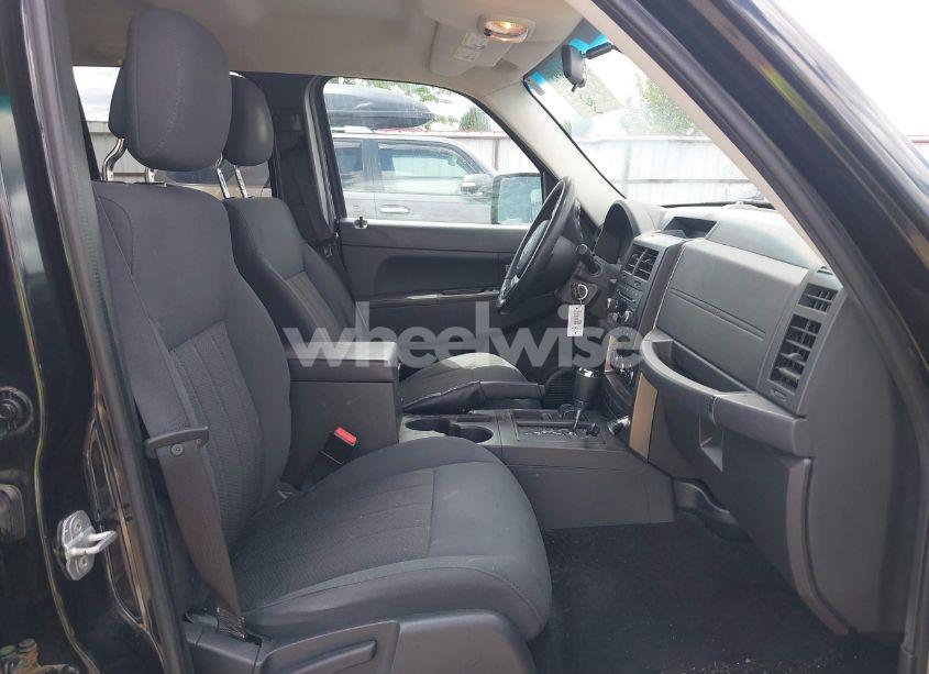 Photo 5 of 2012 Jeep Liberty SPORT (VIN 1C4PJMAK2CW159221)