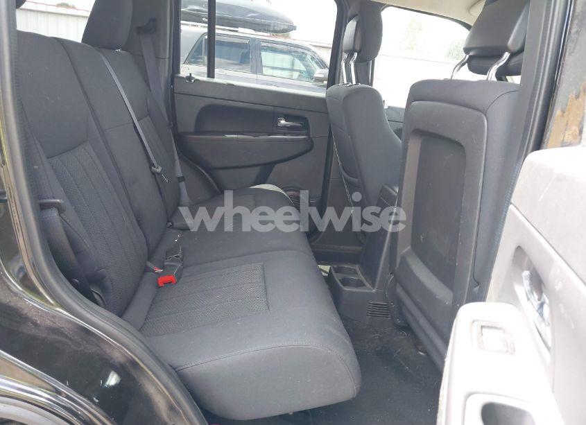 Photo 8 of 2012 Jeep Liberty SPORT (VIN 1C4PJMAK2CW159221)