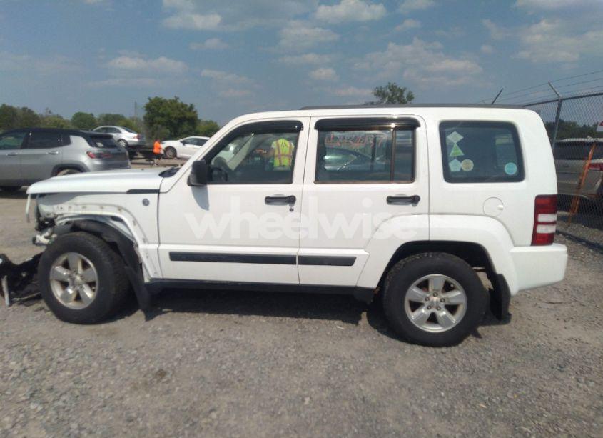 Photo 15 of 2012 Jeep Liberty SPORT (VIN 1C4PJMAK2CW204996)