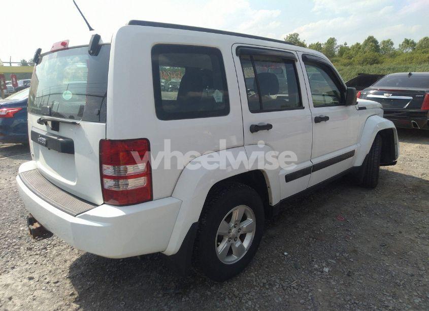 Photo 4 of 2012 Jeep Liberty SPORT (VIN 1C4PJMAK2CW204996)