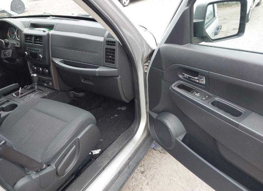 Photo 5 of 2012 Jeep Liberty SPORT (VIN 1C4PJMAK2CW210622)