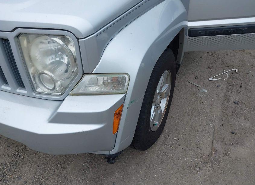 Photo 6 of 2012 Jeep Liberty SPORT (VIN 1C4PJMAK2CW210622)