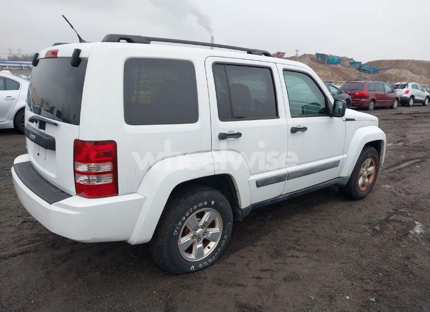 Photo 4 of 2012 Jeep Liberty SPORT (VIN 1C4PJMAK3CW118645)