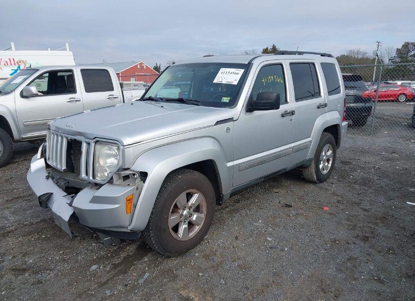 Photo 2 of 2012 Jeep Liberty SPORT (VIN 1C4PJMAK3CW125580)