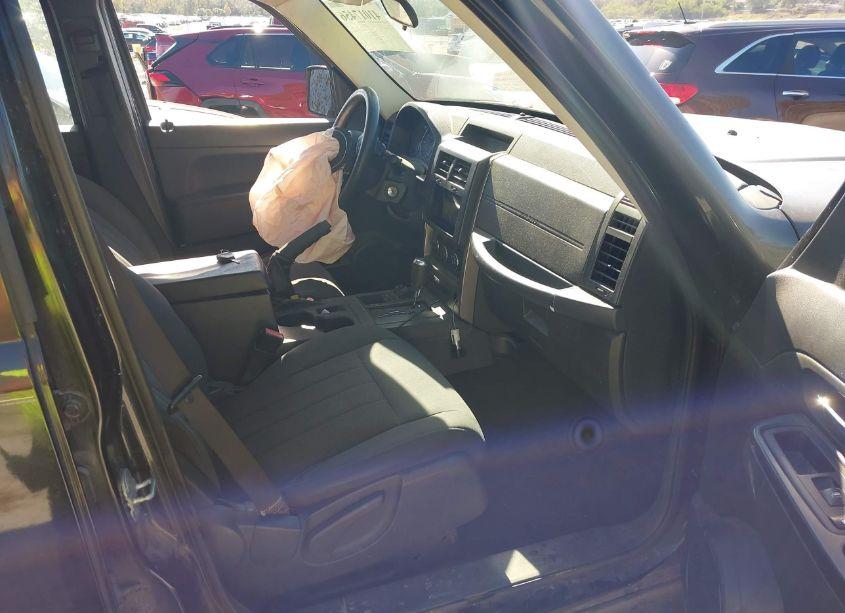 Photo 5 of 2012 Jeep Liberty SPORT (VIN 1C4PJMAK3CW178067)